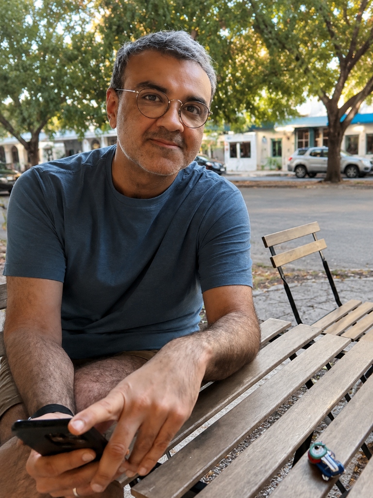 Abid Chaudhry Headshot